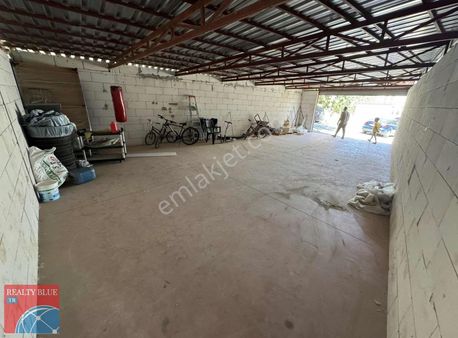 Sultanbeyli De 100 M2 Kiralık Depo