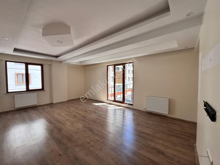 Akçil’den \ Kiralık 3+1 Daire \ Ara Kat Ön Cephe \