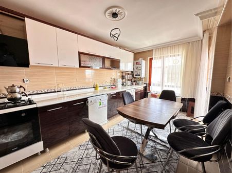 Lider'den Başakta Full Yapılı Geniş 140 M2 3. Kat 3+1