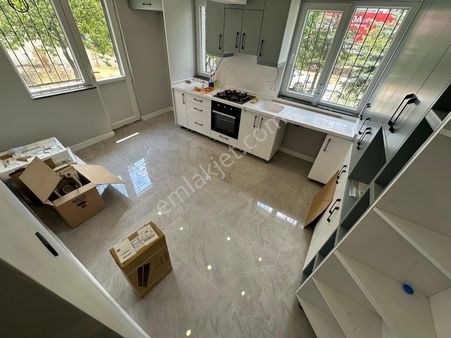 Keçiören Ayvalı'da Bulvar Üzeri Hobi Bahçeli Daire