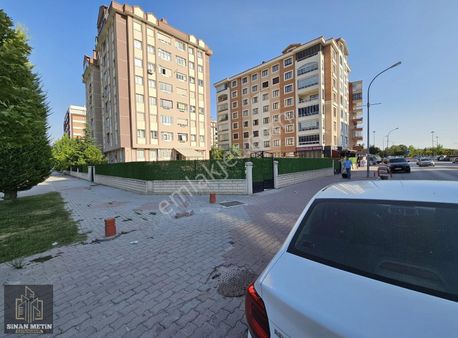 Otagar Yanı Sultan Caddesi Üzeri 3+1 Satılık B. Kombili Daire