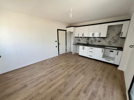 Didim Efeler Merkez'de 2+1 Asansörlü Ön Cephe Daire