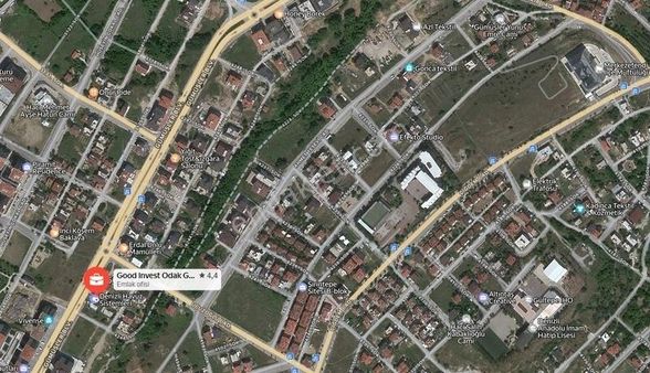 Ahmet Yesevi Caddesinde Geniş Cepheli Satılık Arsa