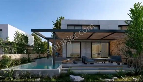 Çeşme’nın Kalbınde Satılık Son 2 Vılla!