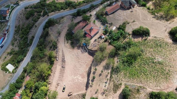 Emlakçe G Y M'den Geyve Akıncılar Kadirlerde Satılık Arsa