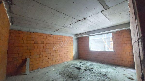 Ersin Emlak İstanbul/4 Katlı *0 Bina* K.otoparklı-asansörlü-3+1