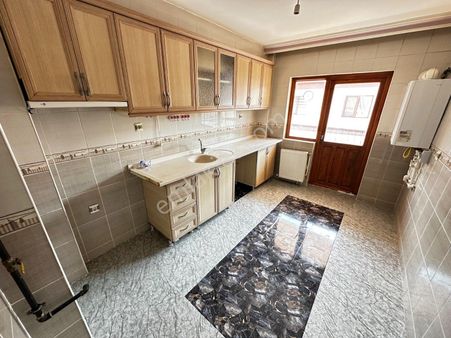 Lider'den Diş Hastanesi Mevki Geniş Masrafsız 3. Kat 3+1