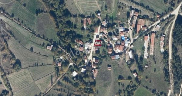 Mudurnu Yaylabeli Köyünde Köy Evi Ve Toplu Tarlalar Tek Hisse