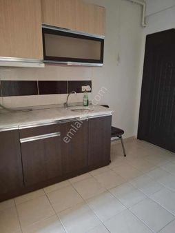 Bahçeli Evler Mah . Eşyasız Kiralık Ve Satılık 1+1