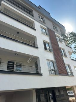 Efendi Mahallesinde Satılık Ara Kat