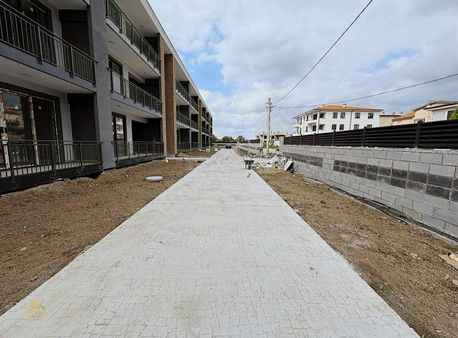 Adapazarı Outlet Bölgesinde Kiralık 3+1 Lüx Daire