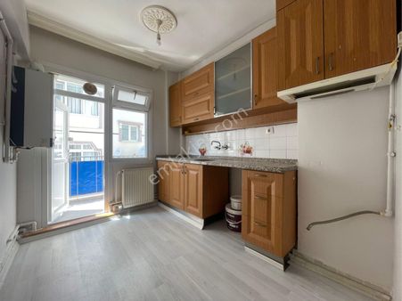 Sincan Selçuklu Mh.'de 3+1 1.ara Kat Ön Cephe Çift Balkon Satılık Daire