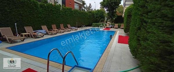 Limanda Denize Yakın Havuzlu Otoparklı Eşyalı Geniş 2+1 Daire