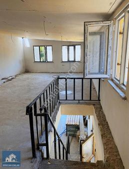 Işıklar Mahallesi İstanbul Caddesi Üzerinde Kiralık İşyeri