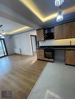 ~ 5 Katlı Yatay Mimari , Mükemmel Lokasyon~