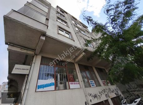 Bağlarbaşı Cad.merkezi Konum Fırsat 60 M² Köşe Konum Dükkan