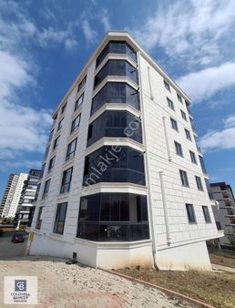 Cb.amazon'dan Alaçam Caddesin'de Satılık 3+1 Lüks Daire