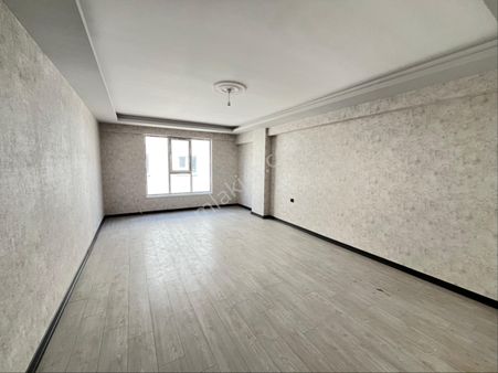 Karapürçek Mahallesinde 4+1 Sıfır Daire