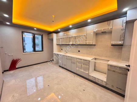 Karapürçek Mahallesinde 2. Katta 4+1 Sıfır Daire