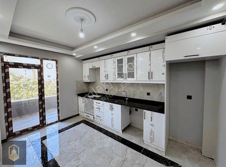 Toprak Gayrimenkul'den Yıldırım Beyazıt Mah. 3+1 130m2 Lüx Daire