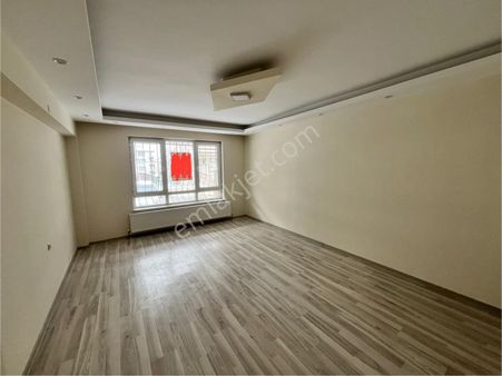 Mamak Bostancık Mahallesinden 2+1 Yüksek Giriş