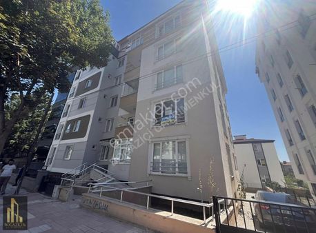 Boğaziçi Emlak/yeni Mah.cadde Üstü 160 M2 Kiralık Daire Ara Kat
