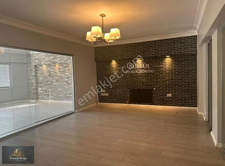 Erkan Köstereli'den Çarşı Merkezinde 110 M2 Satılık Ofis