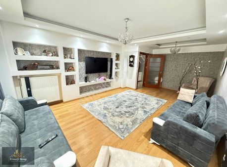 Site İçinde 3+1 Ferah Daire ,kapalı Otoparklı, Ebeveyn Banyolu