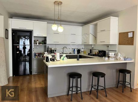 Merkezi Lokasyonda Satılık 3+1 Daire!!!