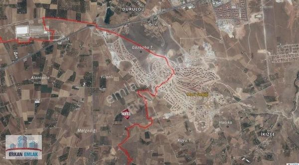 Erkan Emlaktan Cafanada Satılık 19101 M2 Tarla