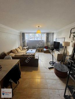 Moda - Sivastopol Sokak'ta Bahçeli 2+1 Daire