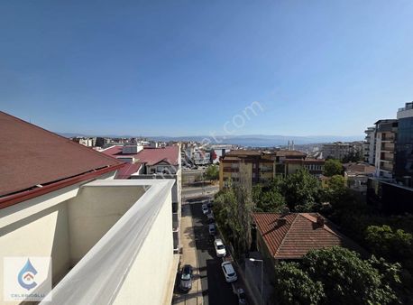 Gebze Çarşı Merkezde Kiralık 4+1 Lüx Dubleks Daire 190 M²