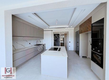 Yamaçtepe Bölgesinde 4,5+1 Ultra Geniş Lüks Satılık Daire