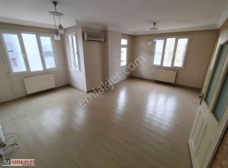 Huzurevleri Lale Börek Civarında K.mutfaklı Hasarsız 3+1