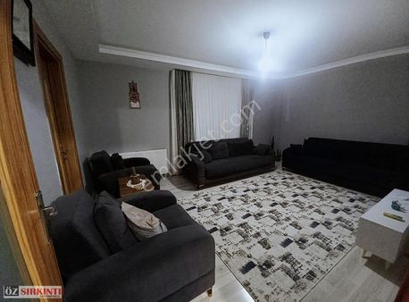 100 Yıl Mahallesinde Kapalı Mutfaklı Yüzme Havuzlu Sitede