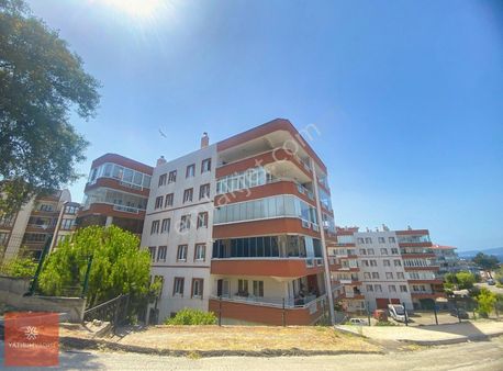 Mudanya'da Site İçi Asansörlü Otoparklı Satılık 3+1 Daire