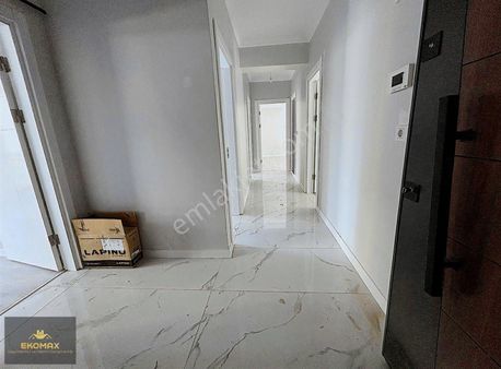 Ekomaxtan E Gazi Mah 3+1 Arakat Bölgede Daha Büyüğü Yok...