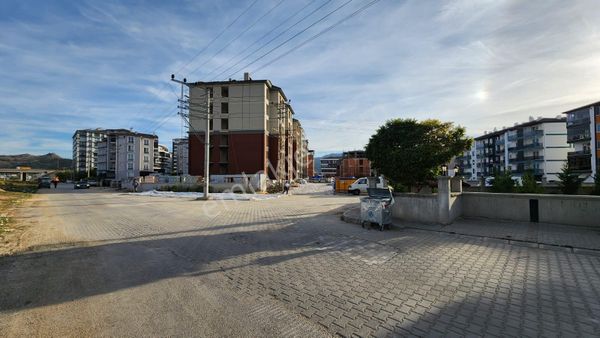 Erkmen Emlaktan Kanal 3 Arkası 4+1 Daire Kiralık