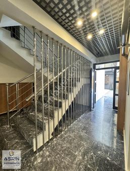 Kuşadasında Deniz Manzaralı 2+1 Ultra Lüx Satılık Havuzlu Daire