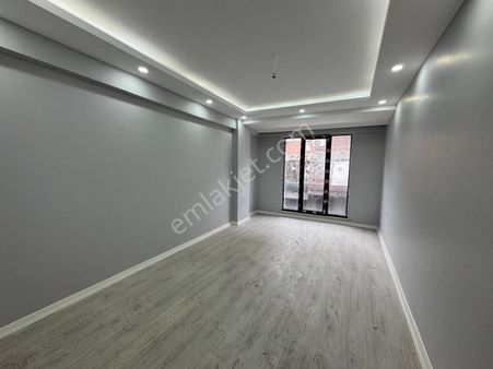 Üç Kardeşler'den Cebeci Mah Sıfır 2+1 Orta Kat Daire