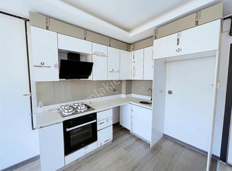 Ateşbey Gayrimenkul'den Çatı Eğimsiz Ferah Ön Cephe 3+1 Daire