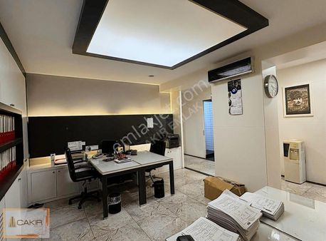 İkitelli Osb Giyim Sanatkarları C Blok 3.ada Tadilatlı İşyeri