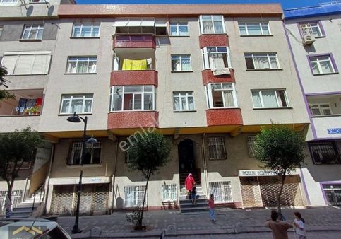 Merkezefendi’de Muhteşem Lokasyonda 2+1 Boş 1. Kat Net 62 Metrekare