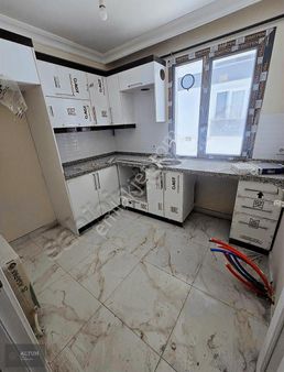 Metrobüse 7 Dk Mutlaka Görülmesi Gereken Satılık Düz Giriş Daire