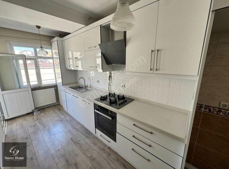 15 Yıllık Bahçelievler Devlet Hastanesi Yakını 2+1 Temiz Daire