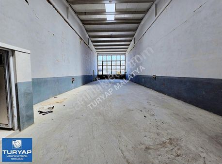 Turyap/ Arzu Ata Karşısı Malpazarı Cadde Üstünde Satılık Dükkan