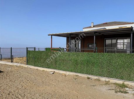 Denize Sıfır Kumsalın İçin'de 150 M2 Müstakil Arsa