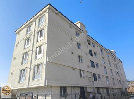 Fa Özbir'den İskanlı Acil Satılık Ara Kat 1+1 Daire