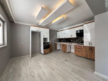 Fevzi Çakmak Mah 3+1 Lüx Yapılı 130m2 Şık Daire