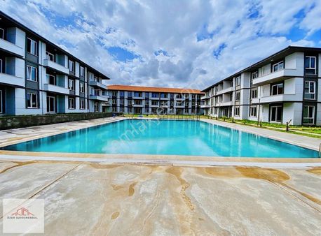 Sakarya Karasuda Muhteşem Site İçerisinde 1+1 Havuzlu Bahçe Katı